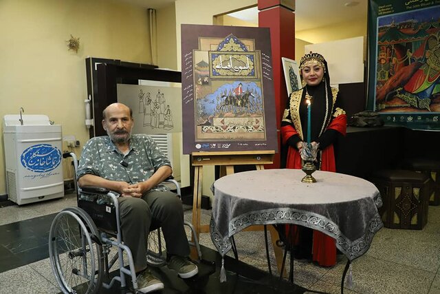 هنرمندی که پس از ۵۰ سال به تماشاخانهای قدیمی بازگشت