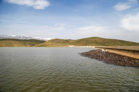 عکس تزئینی است حجم آب مرده و پایدار سدهای نهگانه فارس ۴۹۶ میلیون مترمکعب است