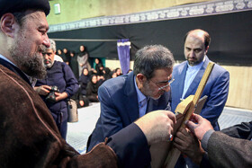 رونمایی از پوستر و کتاب طریق جاوید در دیدار جهادگران جهاددانشگاهی با آیت‌الله سیدحسن خمینی