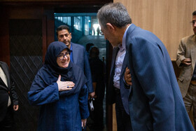 فاطمه مهاجرانی، سخنگوی دولت و علی منتظری، رئیس جهاد دانشگاهی در آیین بزرگداشت چهل و پنجمین سالگرد تأسیس جهاددانشگاهی