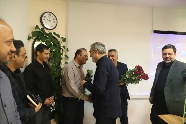 فراگیری انقلاب اسلامی در دنیا مرهون اقدامات هوشمندانه اصحاب رسانه است