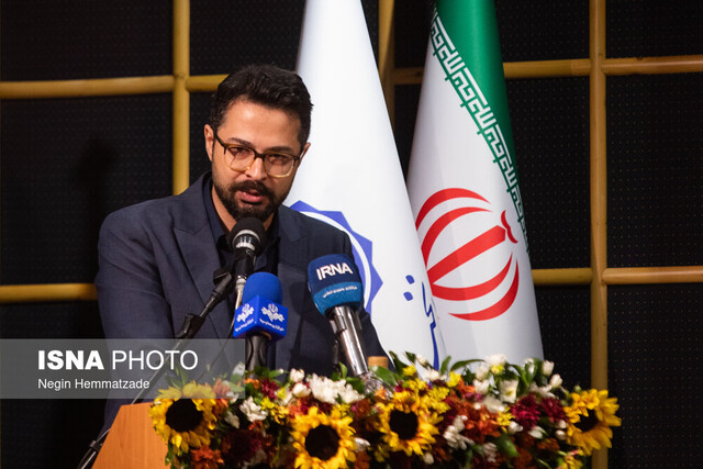 نخبگان ایران «باغ» هویت ملی را در سخت‌ترین شرایط حفظ کرده‌اند