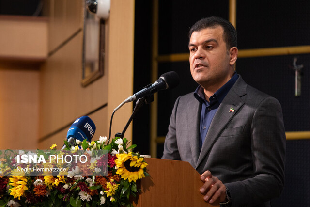 راه‌اندازی GPU فارم تا مهر امسال/ارائه آموزش رایگان هوش مصنوعی برای ۲ میلیون دانش‌آموز و ۲هزار معلم در کشور