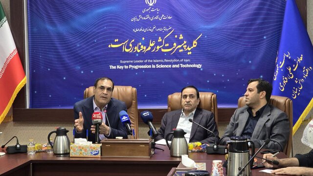 اجرای ۲۰ طرح دارویی به ارزش ۲.۵ میلیارد در دستور کار معاونت علمی/ورود ۳ قلم داروی مبتنی بر نانو به بازار