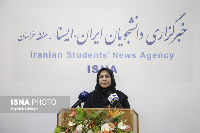 خبرنگاران رابط بین مسئولان و مردم در امر خدمتگزاری هستند