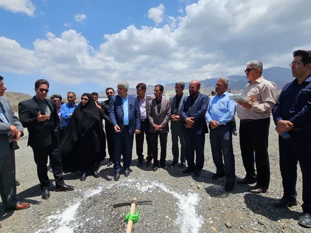 گردشگری جبالبارز شمالی شهرستان جیرفت رونق می‌گیرد