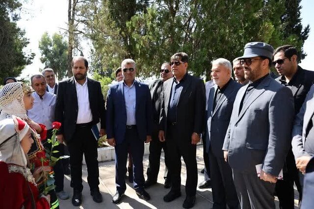 وزیر میراث فرهنگی وارد شیراز شد 