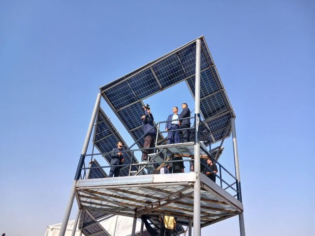 افتتاح فاز اول نیروگاه خورشیدی ۱۷۰ مگاواتی متانول کاوه در زرندیه