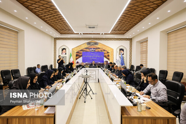 برای تأسیس موزه ادبیات در اصفهان آمادهایم/ کاوش کمرزرین با نظارت دانشگاه هنر انجام میشود