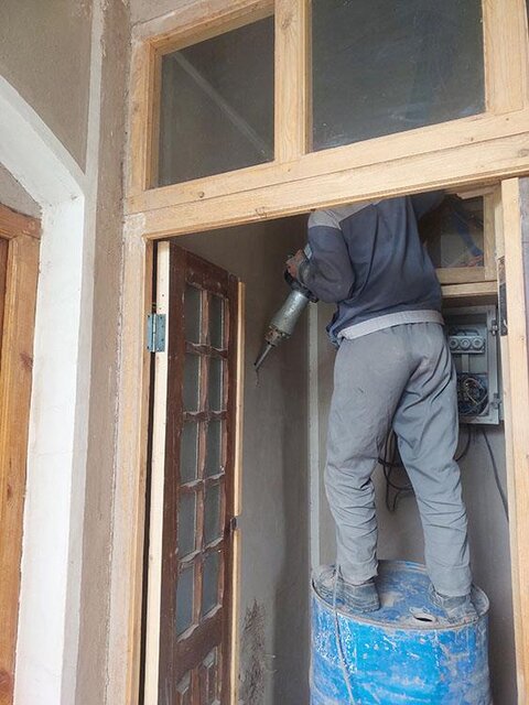 دست‌درازی به ارگ بم! + عکس