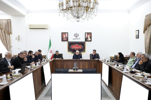 عارف: عقبافتادگی کشور در زمینه علم و فناوری جبران شود عارف: عقبافتادگی کشور در زمینه علم و فناوری جبران شود