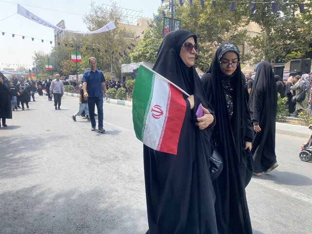 ندای «لَبَّیْک یَا حُسَیْن» در خیابان‌های تهران پیچید