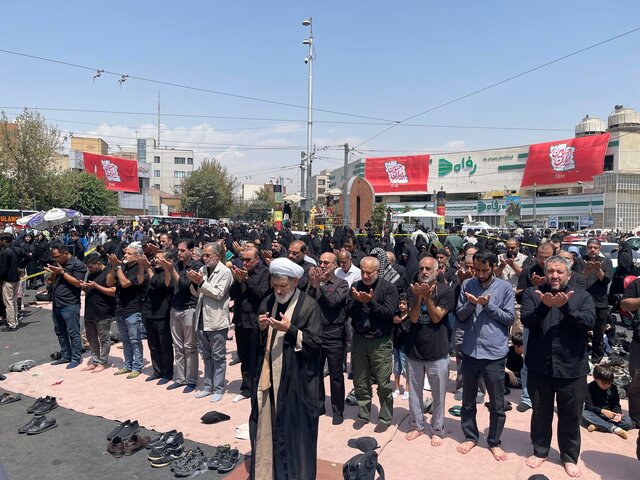 ندای «لَبَّیْک یَا حُسَیْن» در خیابانهای تهران پیچید