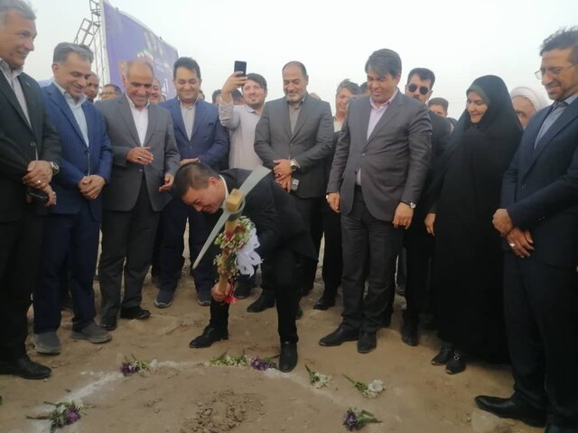 سرمایه‌گذاری ۲۰۰۰ میلیارد تومانی در جیرفت با احداث کارخانه فروکروم 