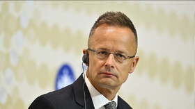 وزیر خارجه مجارستان: بروکسل به دنبال سرنگونی دولت‌های ۳ کشور اروپایی است