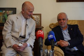 دیدار رئیس بنیاد شهید و امور ایثارگران با آزاده سیدمحسن یحیوی