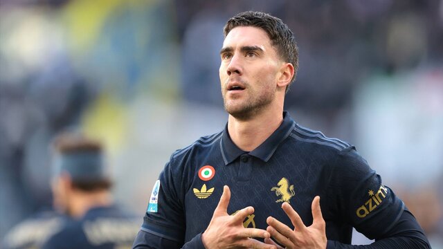 آخرین فرصت نقل و انتقالات: کدام ستارهها هنوز در فهرست فروش هستند؟