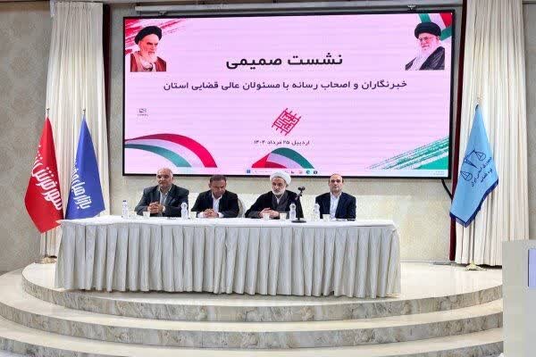وظایف و جایگاه خبرنگاران باید برای مردم تبیین شود