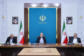 پزشکیان: با مدیریت صحیح منابع، پروژه‌های نیروگاه‌های تجدیدپذیر بدون فشار بر ذخایر ارزی اجرا می‌شوند