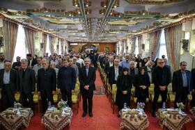 دیدار وزیر فرهنگ و ارشاد اسلامی با هنرمندان اصفهانی