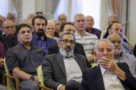 دیدار وزیر فرهنگ و ارشاد اسلامی با هنرمندان اصفهانی