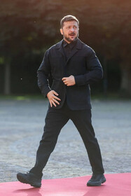 کاخ سفید بیشتر درگیر کت و شلوار زلنسکی است تا طرح صلح!