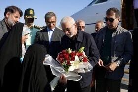 مراسم استقبال از اسکندر مؤمنی، وزیر کشور در فرودگاه شهید هاشمی نژاد مشهد