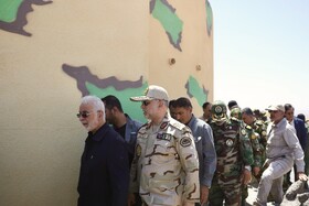بازدید اسکندر مؤمنی، وزیر کشور از دیوار مرزی شرق کشور