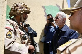 بازدید اسکندر مؤمنی، وزیر کشور از دیوار مرزی شرق کشور