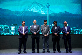 نشست صمیمانه شهردار تهران با خبرنگاران