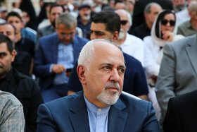 محمدجواد ظریف در مراسم تشییع پیکر مرحوم «استاد محمود فرشچیان» - اصفهان