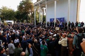 تشییع پیکر مرحوم «استاد محمود فرشچیان» - اصفهان