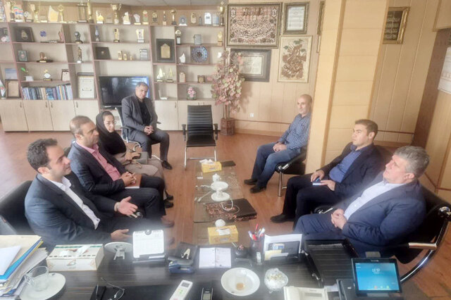همکاری جهاددانشگاهی و مخابرات کردستان در راستای توسعه زیرساخت‌های ارتباطی و علمی ضروری است