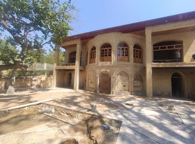 هتل پارک سیفیه ملایر در حال تکمیل است