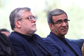 غلامحسین مظفری، استاندار خراسان رضوی و محمدرضا قلندر شریف، شهردار مشهد در بهره‌برداری از پروژه اتصال بولوار امام‌خمینی(ره) به بولوار نماز - مشهد