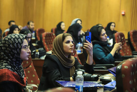 نشست خبری استاندار کرمان به مناسبت فرا رسیدن هفته دولت