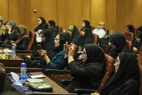 نشست خبری استاندار کرمان به مناسبت فرا رسیدن هفته دولت