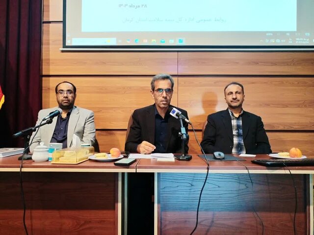 درمان رایگان روستاییان در نظام ارجاع/ با ۱۹۵۰ مرکز درمانی قرارداد داریم