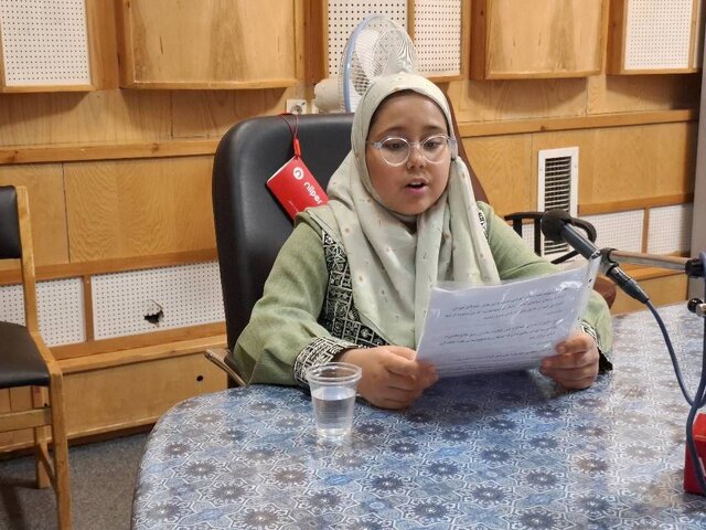 نوجوان‌ها میکروفن را از چنگ بزرگ‌ترها درآوردند + ویدئو
