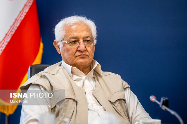 طرح شیر مدرسه در انتظار قرارداد/ آموزش و پروش چرا تعلل می کند؟