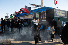 زائران پیاده حرم امام رضا (ع)