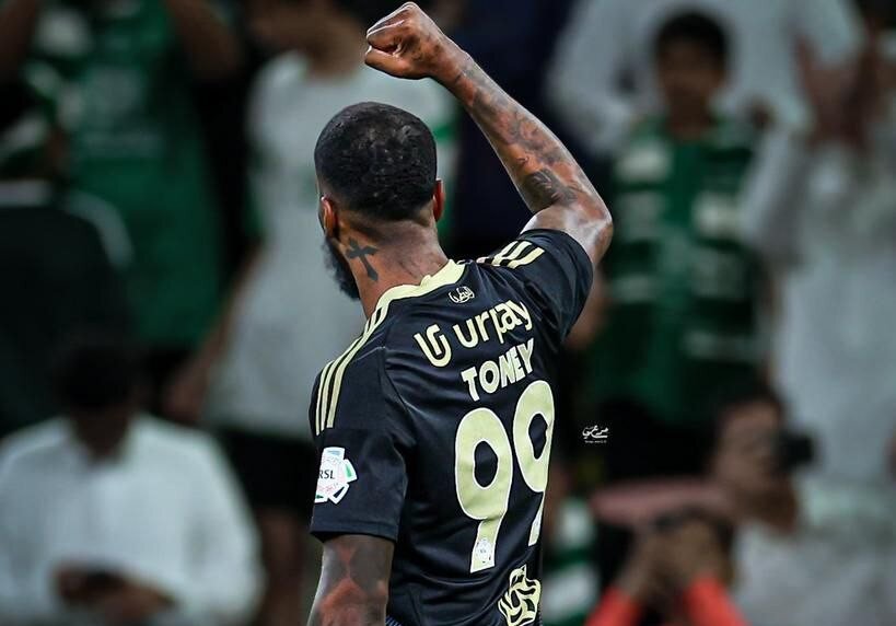 الاهلی مخالف بازگشت ستاره انگلیسی به لیگ جزیره