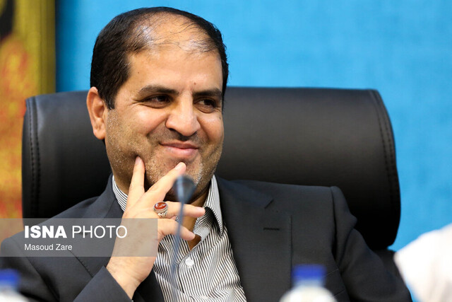 مطالعه، سَدّی مستحکم در برابر آسیبهای اجتماعی است مطالعه، سَدّی مستحکم در برابر آسیبهای اجتماعی است