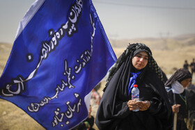 زائران پیاده حرم امام رضا علیه السلام _ جاده نیشابور