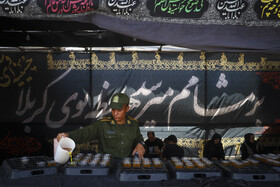 زائران پیاده حرم امام رضا علیه السلام _ جاده نیشابور