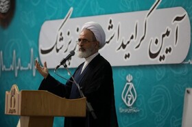 قم باید به الگویی در اقتدار علمی و منش پزشکی تبدیل شود