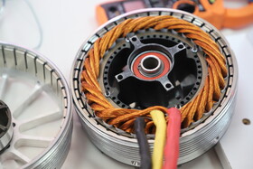 افتتاح اولین مرکز نوآوری هوش مصنوعی و اینترنت اشیا شمالغرب - تبریز