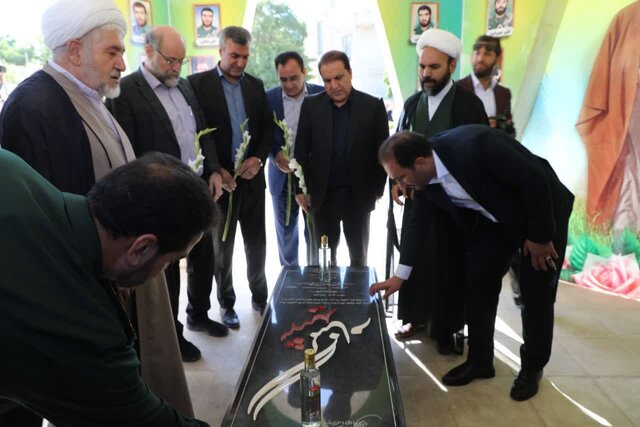 افتتاح و کلنگزنی ۴۱۶ پروژه عمرانی و اقتصادی در ایلام