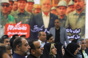 افتتاح فاز نخست خط تولید ماشینآلات راهسازی در زرند کرمان با حضورزهرا بهروزآذر،معاون رئیسجمهور در امور زنان و خانواده