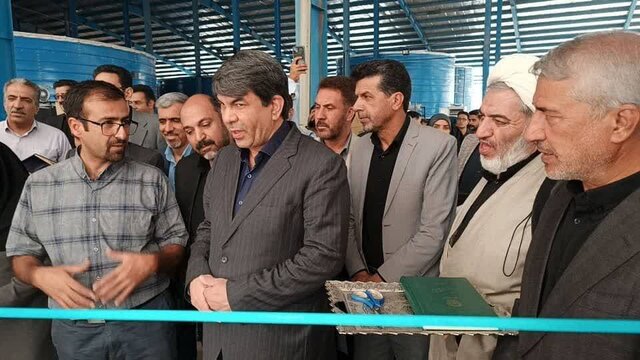 فاز اول گلخانه مدرن گوجه‌فرنگی در رفسنجان افتتاح شد